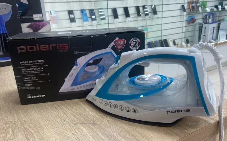 Утюг Polaris 1