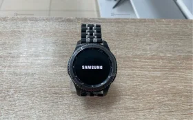Часы  Samsung gear s3