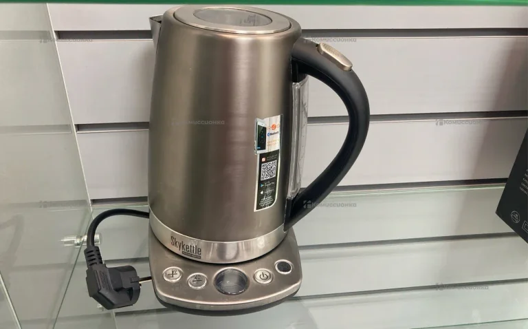 Чайник Redmond RK M173S-E