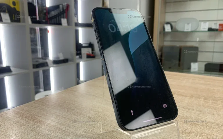Apple iPhone 13 4/128 ГБ