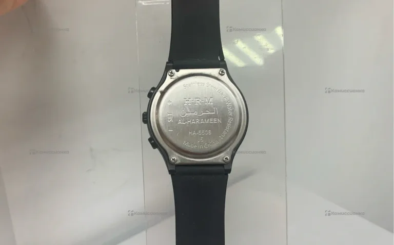 Часы H R M AL-Harameen