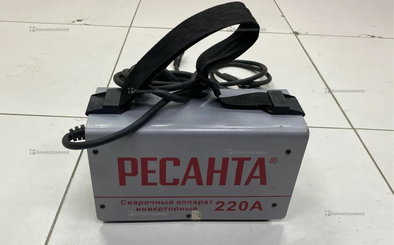 Сварочный аппарат РЕСАНТА САИ 220А.