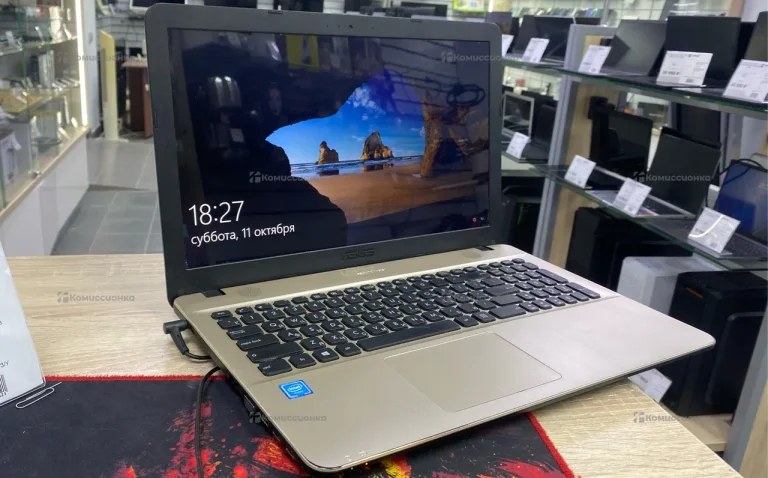 Ноутбук Asus Celeron N3060