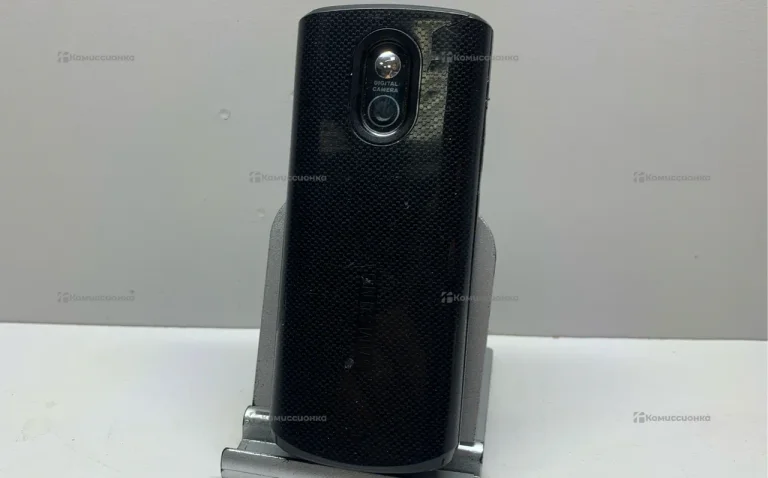 Samsung E2121B