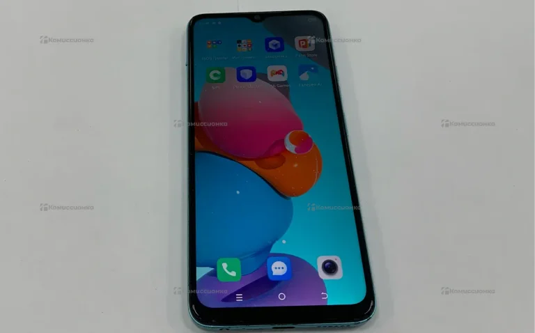 Tecno Spark Go 3/64 ГБ