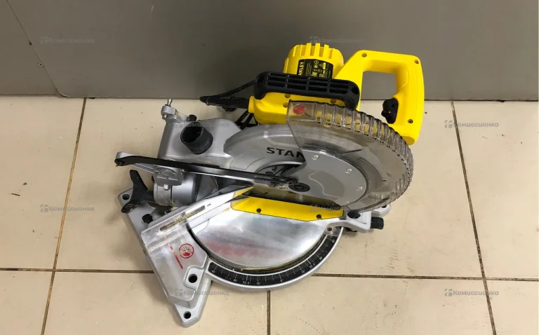 Торцовочная пила Stanley SM16