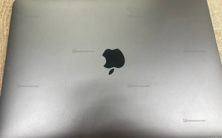 Ноутбук  MacBook Pro 13 2017 256Gb