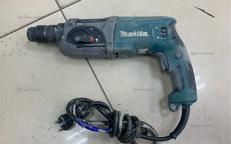 Перфоратор Makita HR2470 2023г.