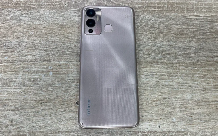 Infinix Hot 12 Play NFC 4/64 ГБ