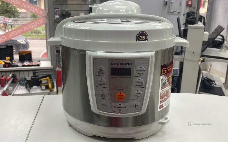 Мультиварка  Redmond RMc-pm4506