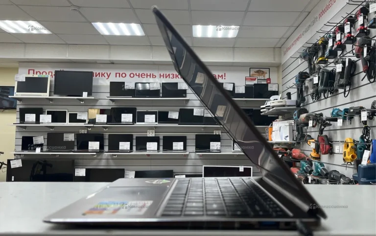Ноутбук  Prestigio smartbook 141s