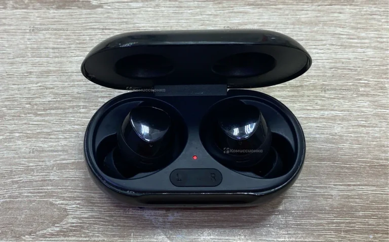 Наушники Samsung buds