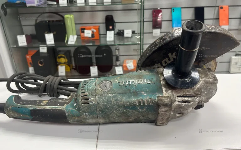 УШМ makita GA9020