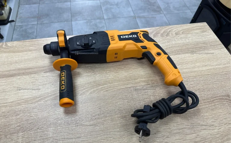 Перфоратор DEKO ZKHW2000W BMC