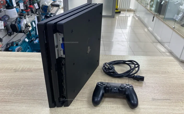 Приставка PS4. ps4 pro 2tb