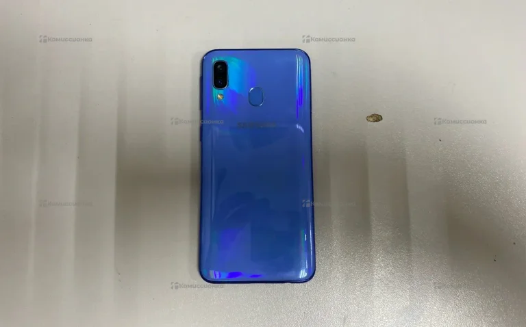 Samsung Galaxy A40 4/64 ГБ