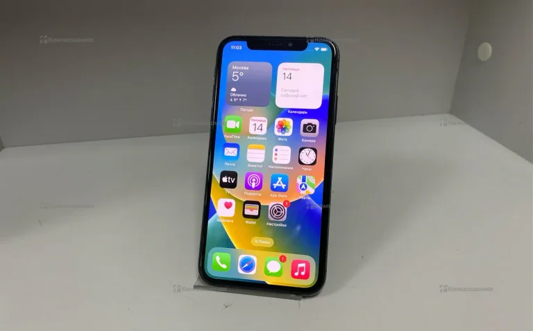 Apple iPhone X 64 ГБ