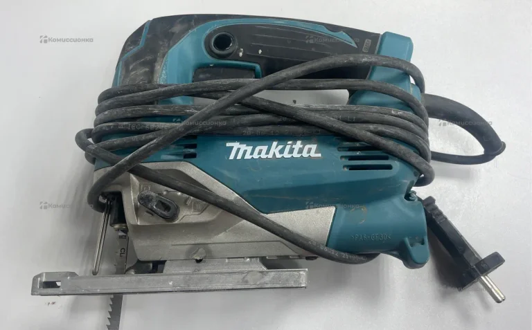 Электролобзик makita JV0600