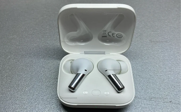 Наушники  OnePlus Buds Pro