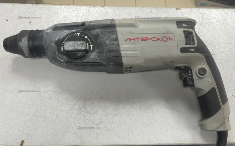 Перфоратор Интерскол П-26/800ЭР