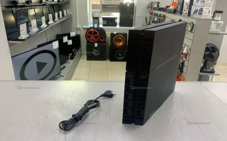 Приставка Sony PlayStation 4 Fat 500ГБ Прошитая