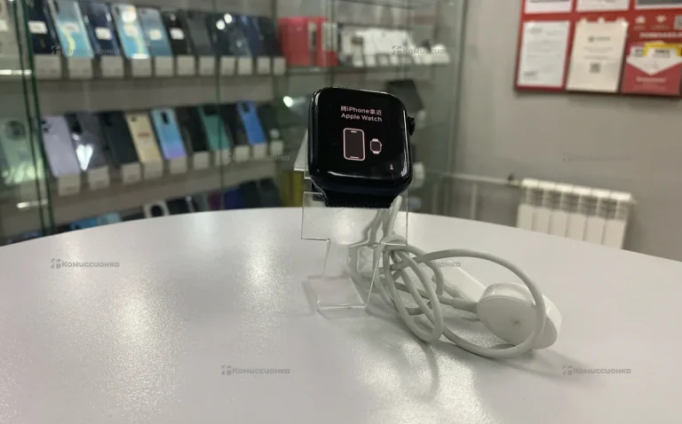 Часы  Apple Watches se 2 44ml