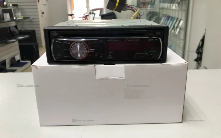 Автомагнитола  - Pioneer DEH-2210UB