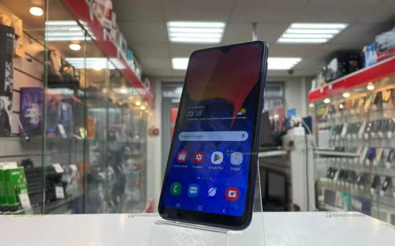Samsung Galaxy A10 2/32 ГБ