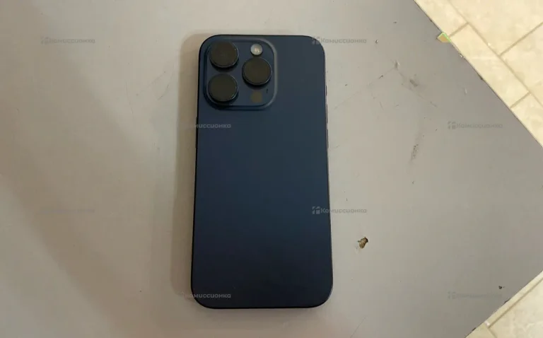 Apple iPhone 15 6/128 ГБ