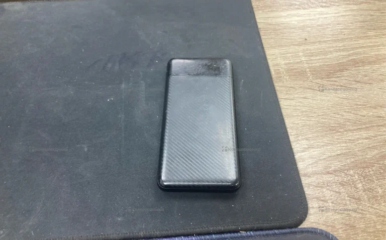 Power Bank Чёрный в сетку