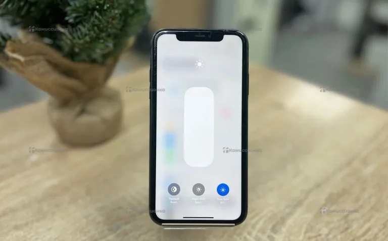 Apple iPhone 11 4/128 ГБ