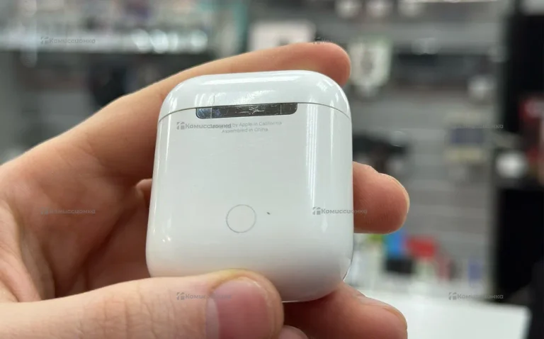 Наушники Apple AirPods