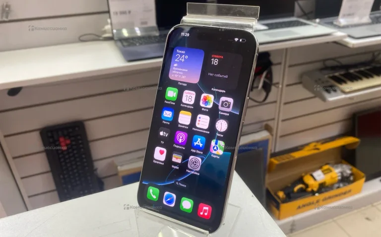 Apple iPhone 16 Pro 8/256 ГБ