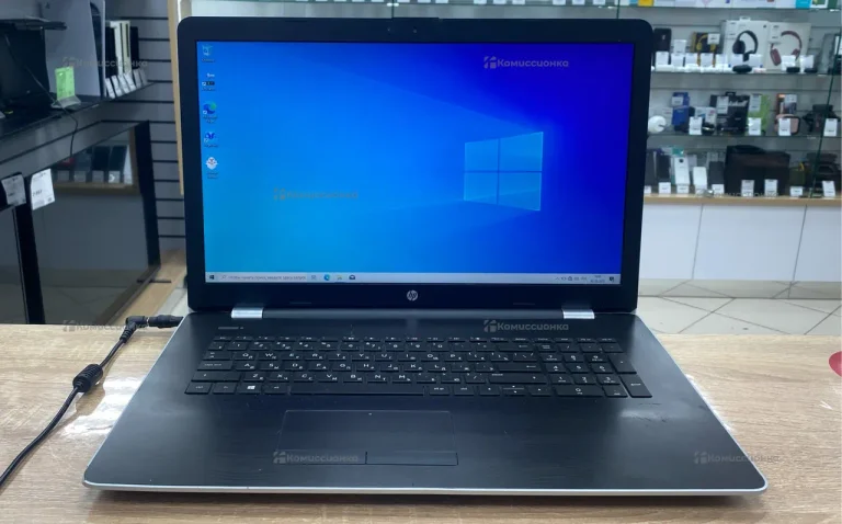 Ноутбук HP 17-bs012ur