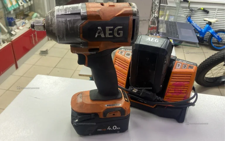 Аккумуляторный ударный гайковёрт AEG BSS 18MTFS12B