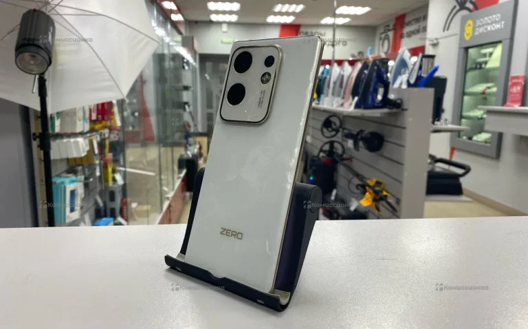 Infinix Zero 30 8/256 ГБ