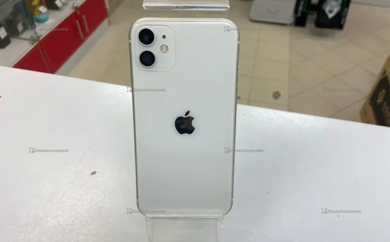 Apple iPhone 11 4/128 ГБ