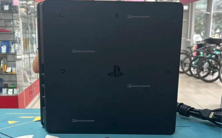Приставка PS4. slim 500 Gb