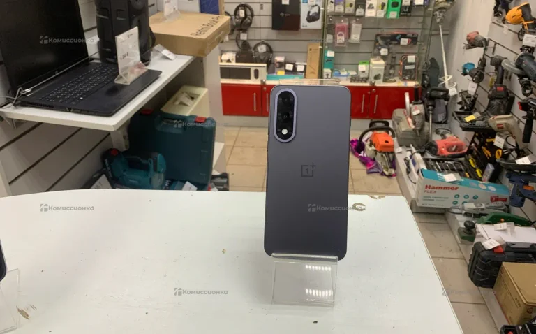 OnePlus Nord 5 8/256 ГБ