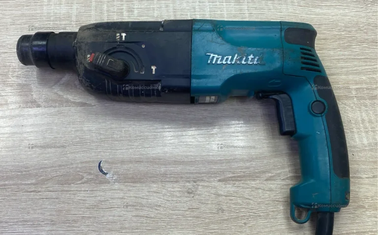 Перфоратор Makita hr2450