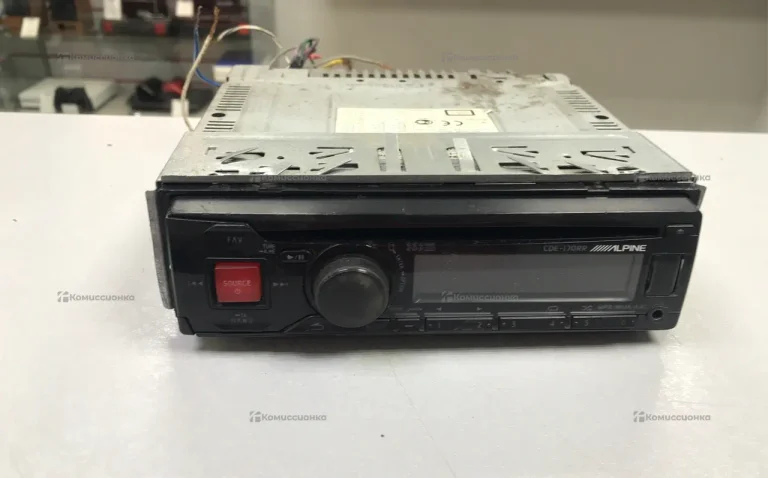 Автомагнитола Alpine CDE-170R