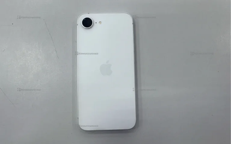 Apple iPhone 16e 128 GB