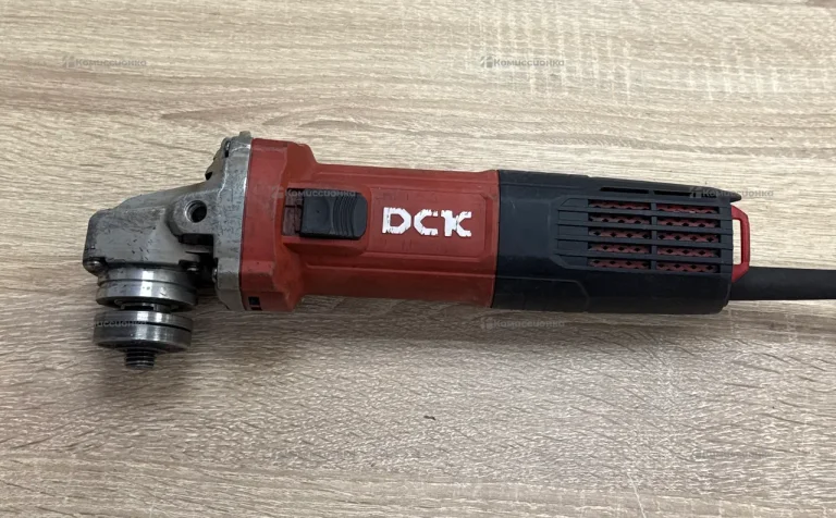 ушм Dcx