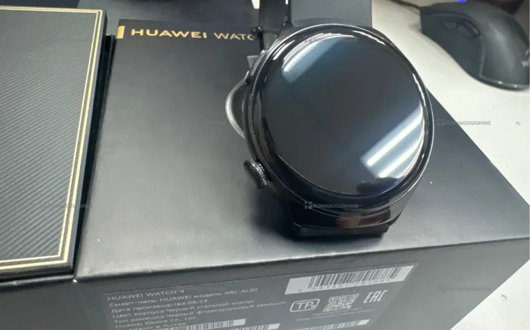 Часы Huawei Watch 4