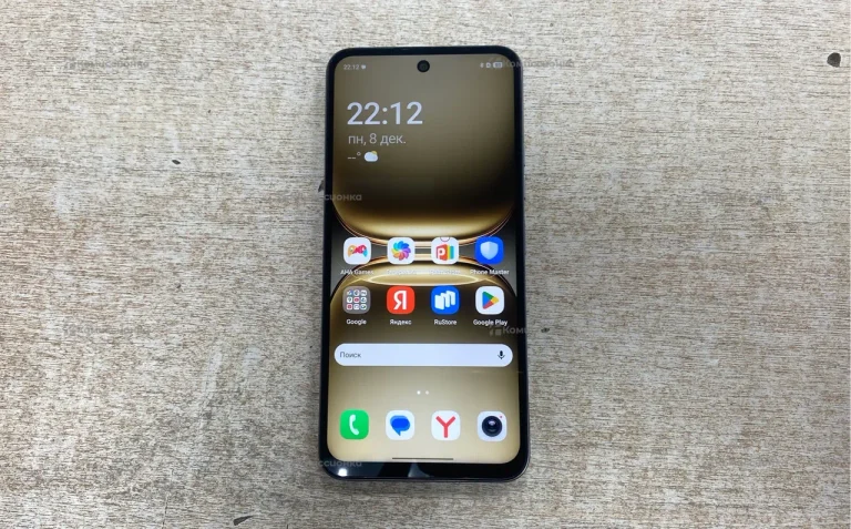 Tecno Spark Go 2 4/128 ГБ