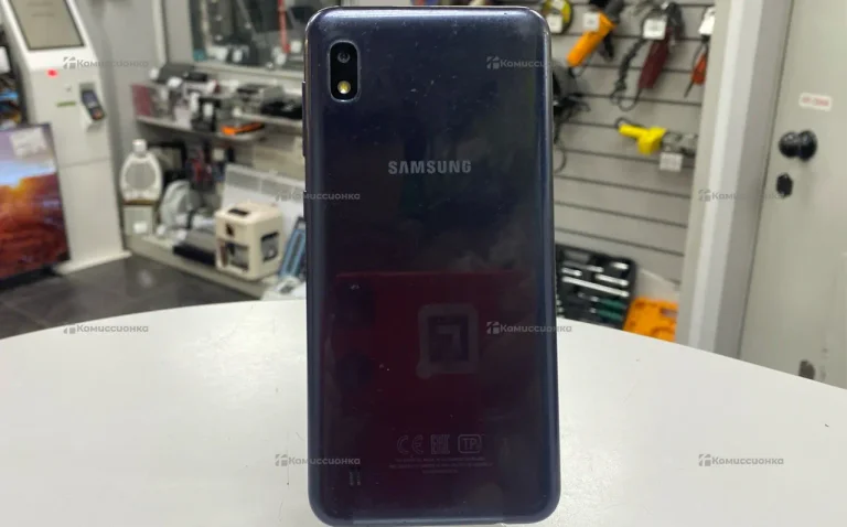 Samsung Galaxy A10 2/32 ГБ