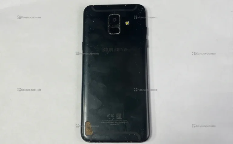 Samsung galaxy A6 3/32 ГБ