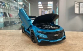 Машинка синяя Камара