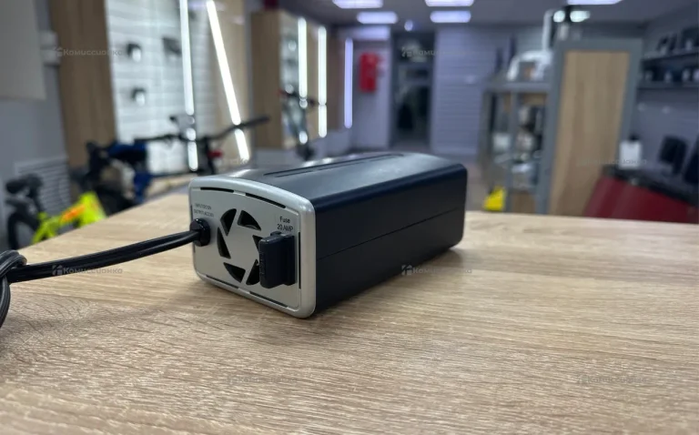 Преобразователь автомобильный belkin f5c412eb