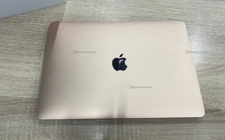 MacBook Air i5